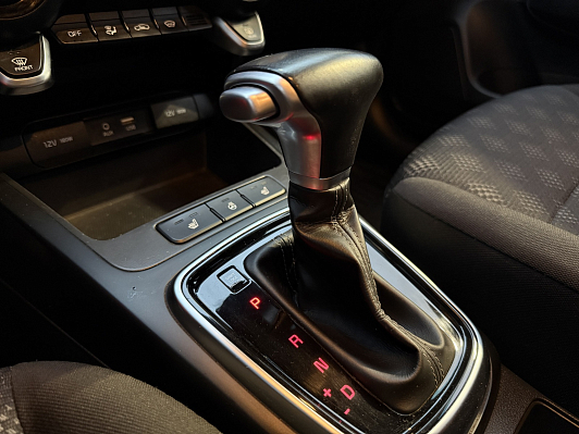 Kia Rio Prestige, 2019 года, пробег 67936 км