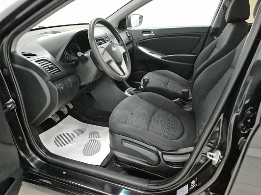 Hyundai Solaris Active, 2014 года, пробег 179865 км