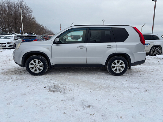 Nissan X-Trail SE High, 2011 года, пробег 302671 км