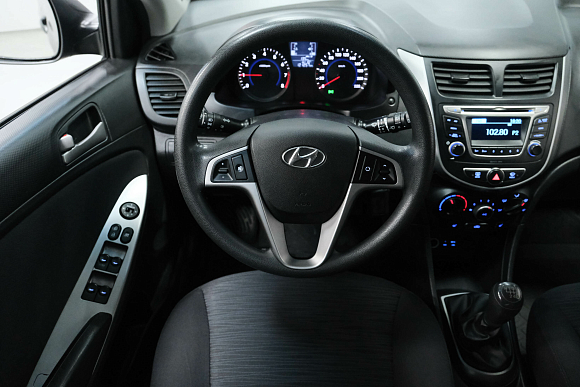 Hyundai Solaris Comfort, 2015 года, пробег 121000 км