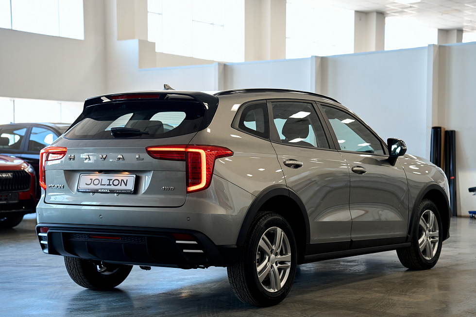 Haval Jolion Комфорт, серый