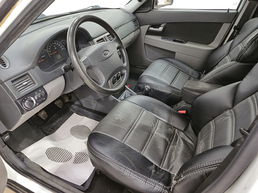 Lada (ВАЗ) Priora Норма, 2011 года, пробег 185958 км