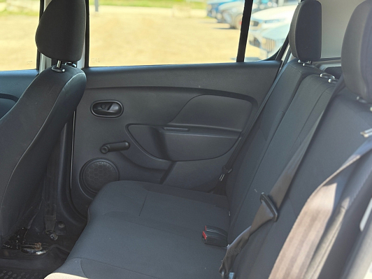 Renault Sandero Confort, 2017 года, пробег 151926 км