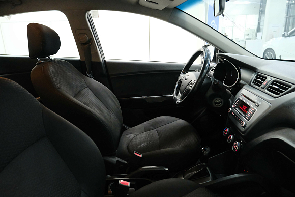 Kia Rio Comfort Аудио, 2016 года, пробег 177000 км