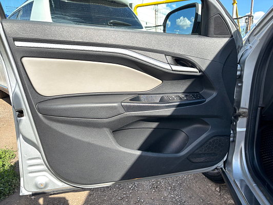 Lada (ВАЗ) Vesta Luxe Multimedia, 2019 года, пробег 197000 км
