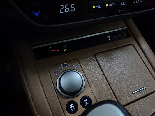 Lexus ES Comfort, 2016 года, пробег 244894 км