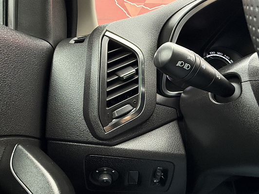 Lada (ВАЗ) XRAY Comfort, 2017 года, пробег 126000 км