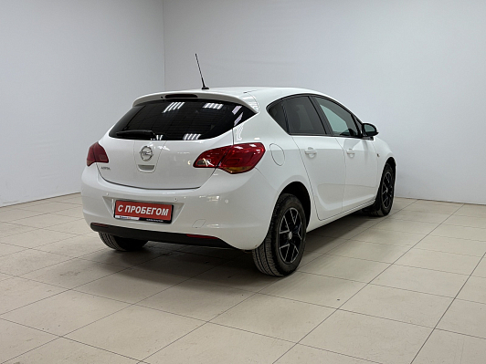 Opel Astra Cosmo, 2011 года, пробег 215830 км