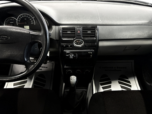 Lada (ВАЗ) Priora Норма, 2010 года, пробег 284000 км