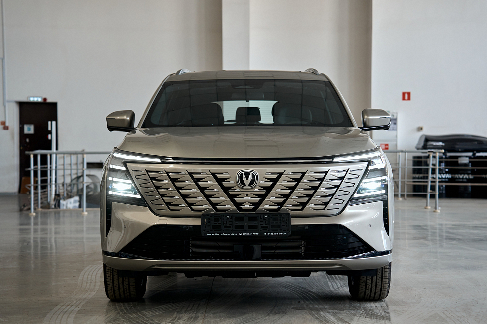 Changan CS75 Plus Техно, белый