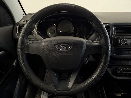 Lada (ВАЗ) Vesta 50 Anniversary, 2020 года, пробег 128100 км