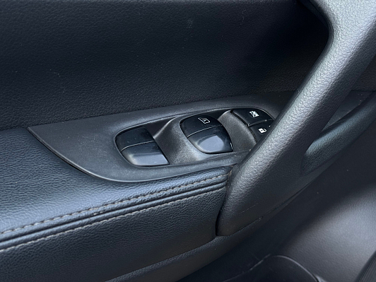 Nissan X-Trail SE, 2019 года, пробег 183222 км