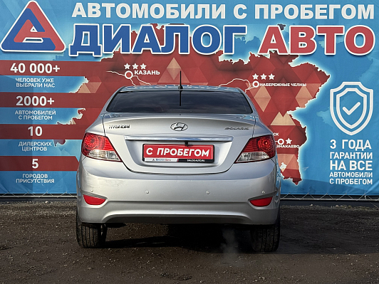 Hyundai Solaris Family, 2011 года, пробег 190000 км