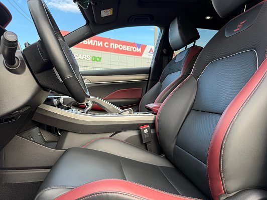 Geely Coolray Flagship, 2021 года, пробег 139000 км