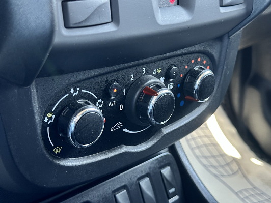 Renault Duster Expression, 2019 года, пробег 55000 км