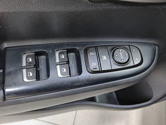 Kia Rio Лига Европы, 2020 года, пробег 118355 км