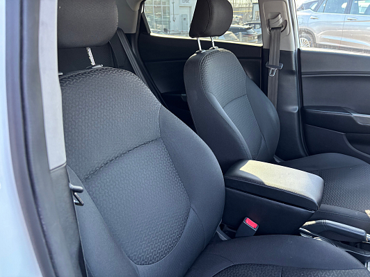 Kia Rio Luxe, 2015 года, пробег 169600 км