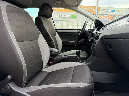 Skoda Rapid Hockey Edition Ambition, 2019 года, пробег 97248 км