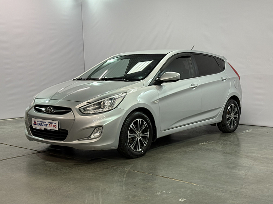 Hyundai Solaris Style, 2013 года, пробег 120000 км