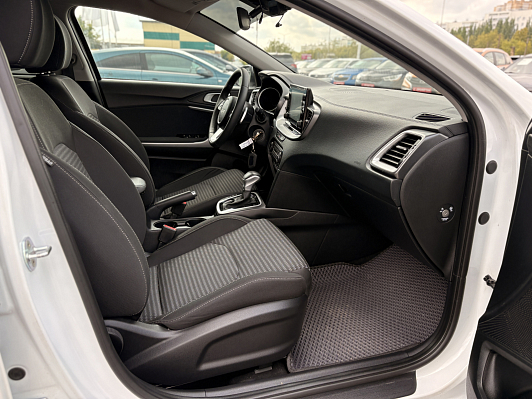 Kia Ceed Luxe, 2022 года, пробег 83397 км