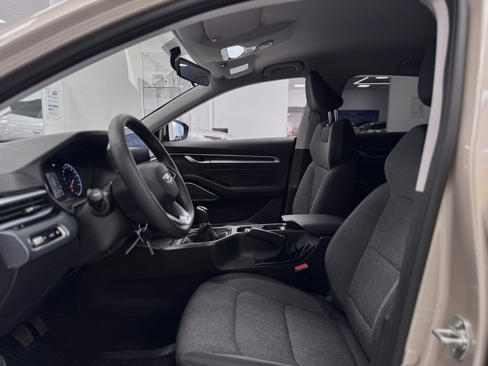 Geely Emgrand Flagship, бежевый