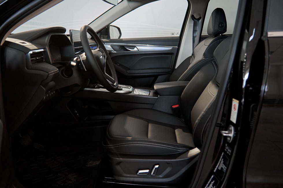 Haval Jolion Оптимум, черный