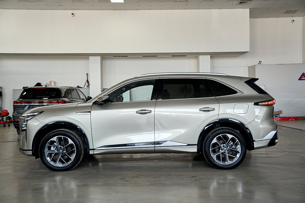 Changan CS75 Plus Техно, бежевый