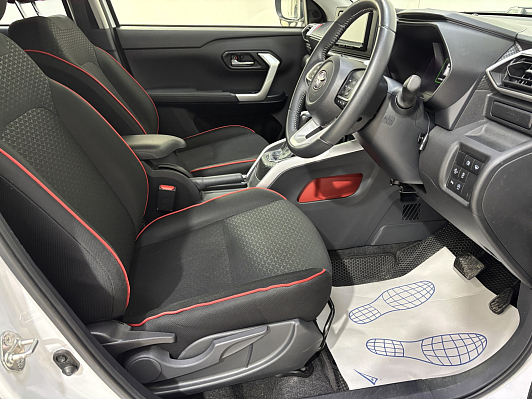 Toyota Raize, 2020 года, пробег 116000 км