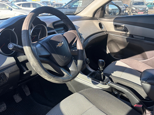 Chevrolet Cruze LS, 2011 года, пробег 262297 км