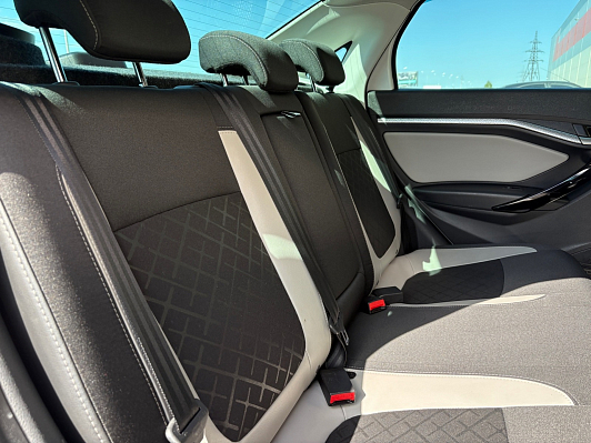 Lada (ВАЗ) Vesta Luxe Multimedia (2019-2021), 2018 года, пробег 152411 км
