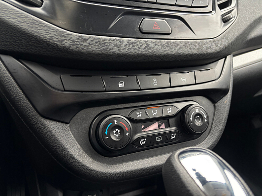 Lada (ВАЗ) Vesta Comfort Winter, 2020 года, пробег 65600 км