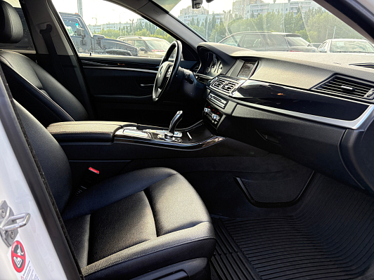 BMW 5 серии, 2014 года, пробег 148801 км