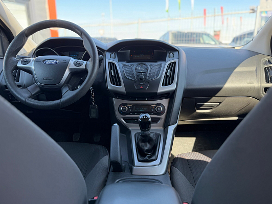 Ford Focus SYNC Edition, 2014 года, пробег 158136 км