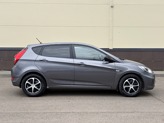 Hyundai Solaris Active, 2013 года, пробег 171127 км