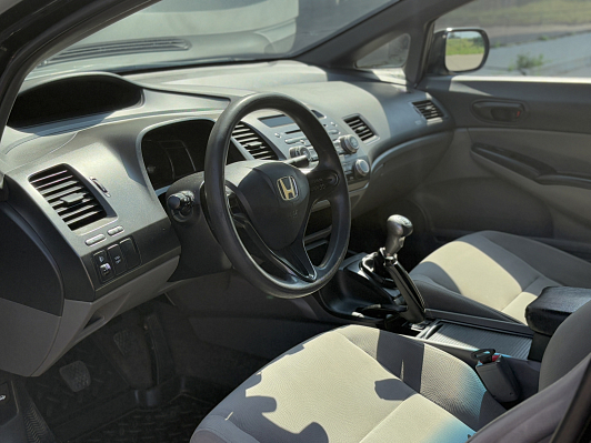 Honda Civic, 2008 года, пробег 338700 км