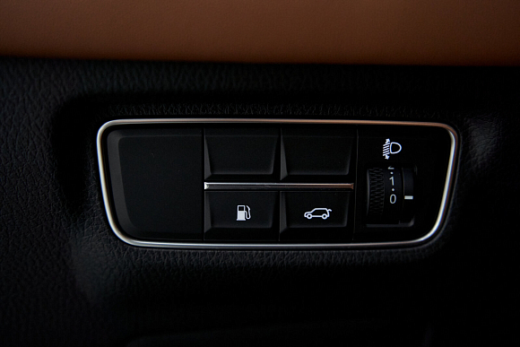 Changan CS95 Black edition, черный