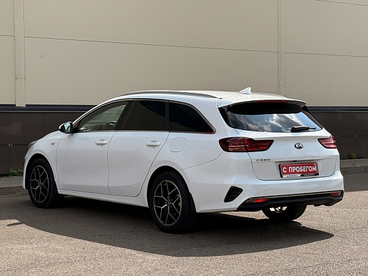 Kia Ceed Luxe, 2019 года, пробег 178574 км