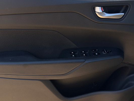 Hyundai Solaris Elegance, 2019 года, пробег 107300 км