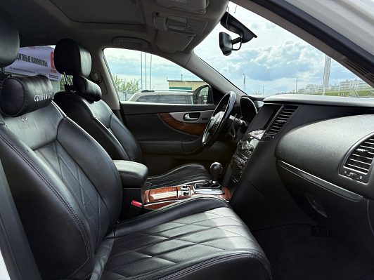 Infiniti FX Premium, 2011 года, пробег 169548 км