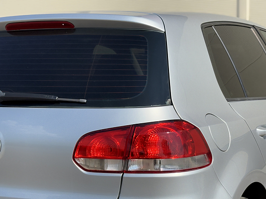 Volkswagen Golf Trendline, 2010 года, пробег 209855 км