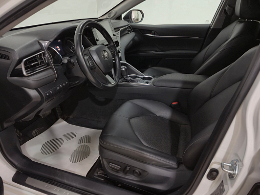 Toyota Camry GR Sport, 2021 года, пробег 51409 км