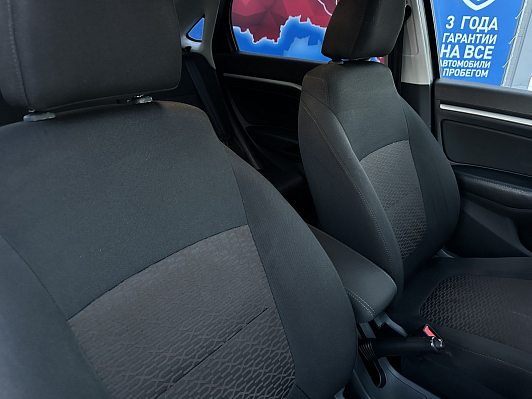 Lada (ВАЗ) Vesta Comfort (2016-2018), 2019 года, пробег 97000 км