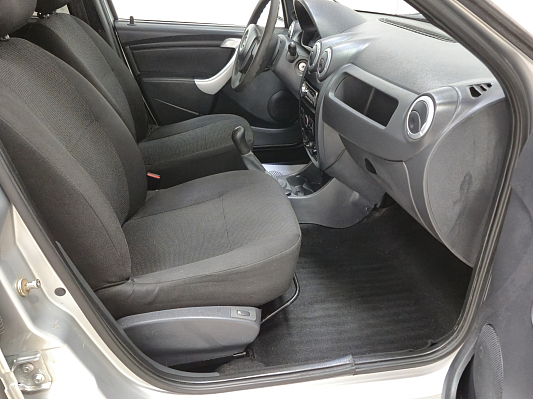 Lada (ВАЗ) Largus, 2015 года, пробег 152000 км