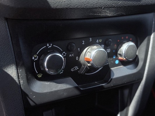 Lada (ВАЗ) XRAY Comfort, 2016 года, пробег 117490 км