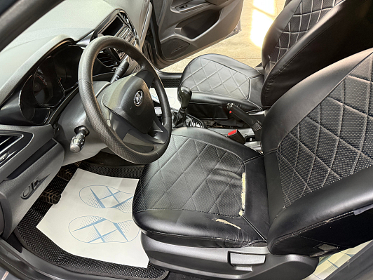 Lada (ВАЗ) Vesta Classic Start (2018-2019), 2019 года, пробег 96714 км