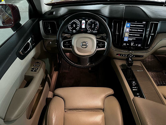 Volvo XC60 Inscription, 2018 года, пробег 164000 км