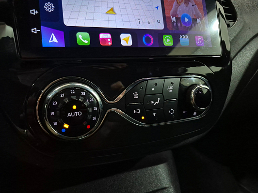 Renault Kaptur Style, 2017 года, пробег 82900 км