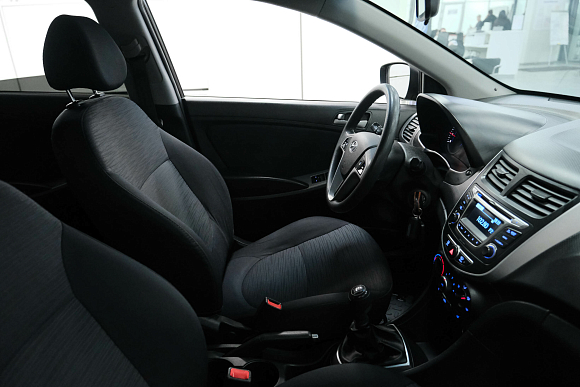 Hyundai Solaris Comfort, 2015 года, пробег 121000 км