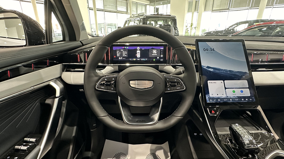 Geely Atlas Flagship Sport, серебряный