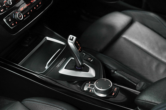 BMW 1 серии 118i Base, 2019 года, пробег 136254 км